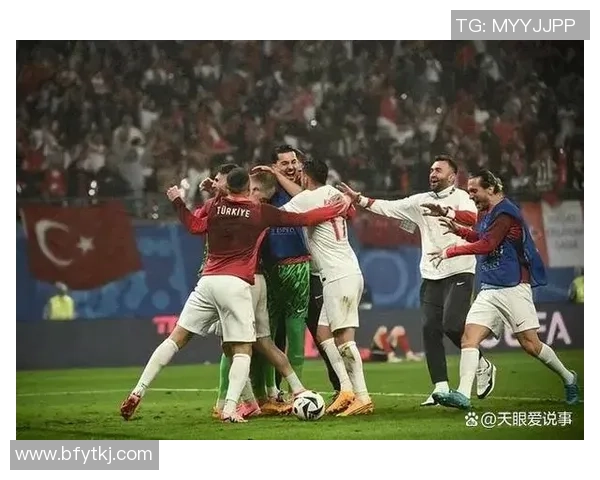 球星突发意外倒地死亡 足球场成最后战场震惊世界